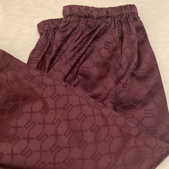 SAVAGE X FENTY Lingerie Pants Women’s Size S Woven Voile Monogram Sleep Pants PJ - Picture 6 of 11